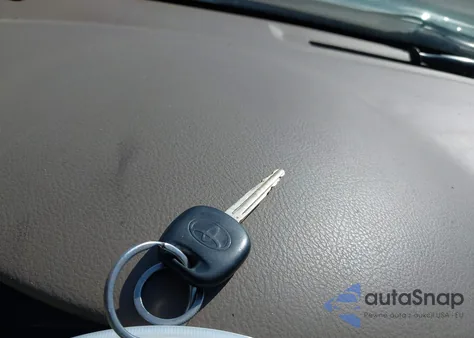 2006 Toyota Corolla Ce/Le/S из США, поврежденный, VIN 1NXBR32E66Z632068